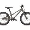 Specialized Jett 16 Singlespeed - Kinder MTB Hardtail 2022 | Gloss Smoke-flake Silver -MTB Schuhe online Shop specialized jett 16 singlespeed kinder mtb hardtail 2022 gloss smoke flake silver 80974 2200x1760 1280x1280